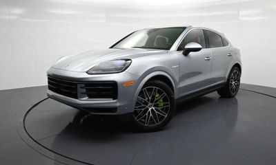 2026 Porsche Cayenne E Hybrid Coupe