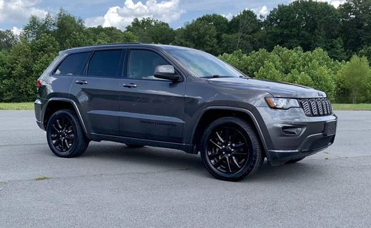 2019 Jeep Grand Cherokee Laredo