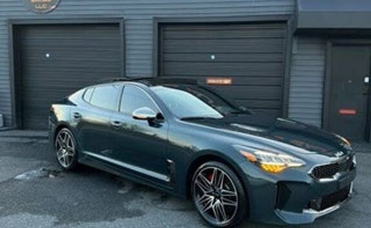 2022 Kia Stinger GT1