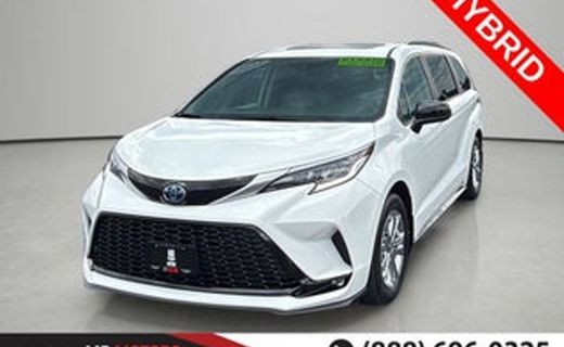 2023 Toyota Sienna XSE