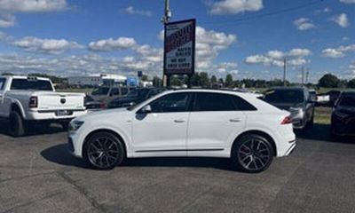 2022 Audi Q8 S Line Quattro