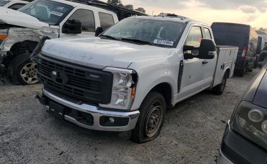2023 Ford F-250 XL
