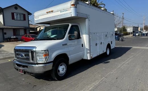2017 Ford E-350
