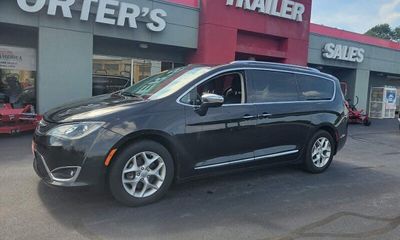 2019 Chrysler Pacifica Limited