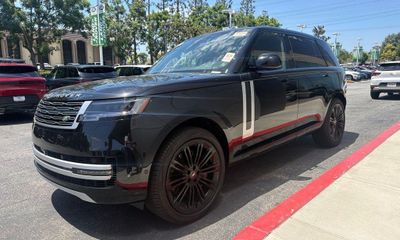 2024 Land Rover Range Autobiography