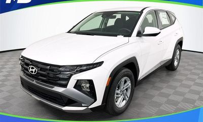 2026 Hyundai Tucson SE