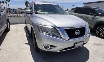 2015 Nissan Pathfinder S