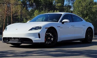 2025 Porsche Taycan GTS