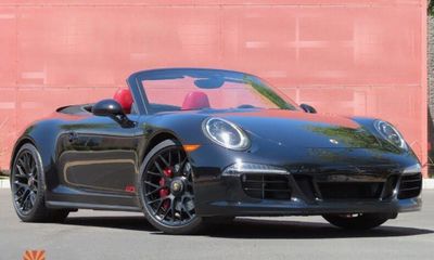 2016 Porsche 911 S GTS 4S