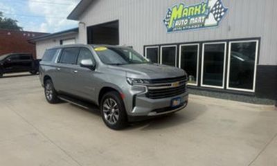 2023 Chevrolet Suburban LT