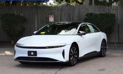 2022 Lucid AIR Grand Touring