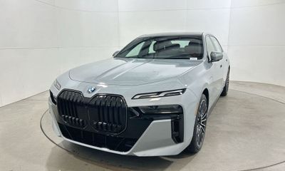 2026 BMW 750E xDrive