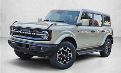 2026 Ford Bronco Outer Banks