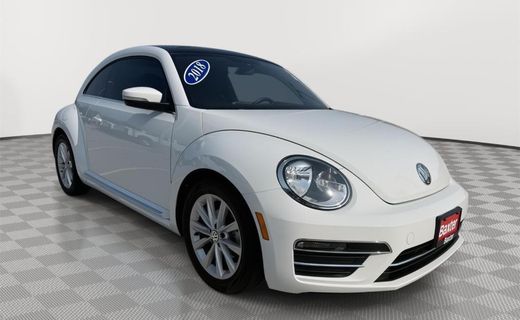 2018 Volkswagen Beetle SE
