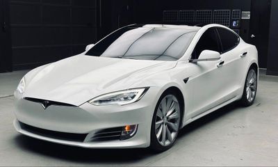 2017 Tesla Model S