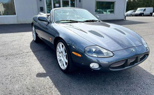 2004 Jaguar XK XKR