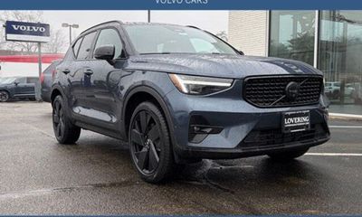 2026 Volvo XC40 Ultra Black Edition