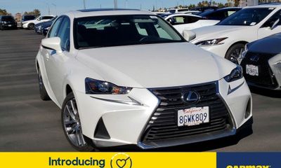 2019 Lexus IS 300