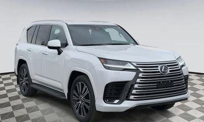 2025 Lexus LX 600 Luxury