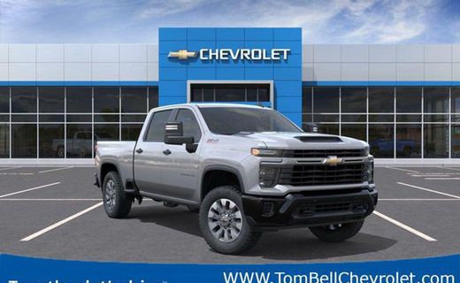 2026 Chevrolet Silverado HD Custom