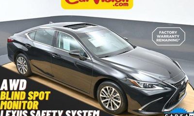 2023 Lexus ES 250