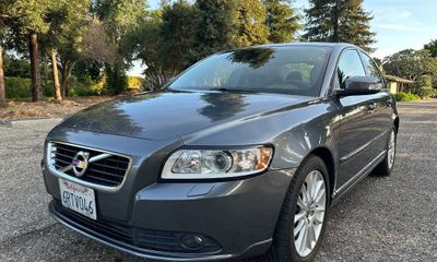2011 Volvo S40 T5