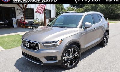 2022 Volvo XC40 Inscription