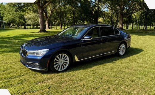 2017 BMW 740I