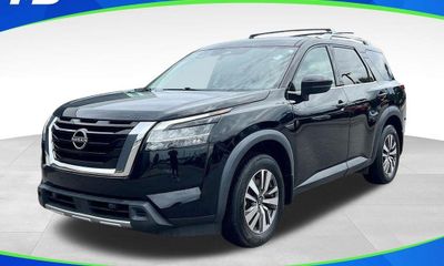 2023 Nissan Pathfinder SL