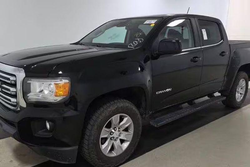 2016 Gmc Canyon — a typically priced live listing