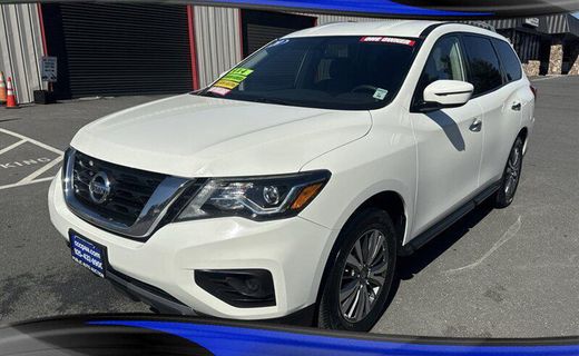 2020 Nissan Pathfinder S