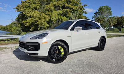 2021 Porsche Cayenne S