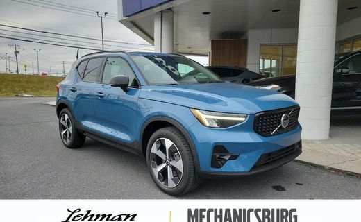 2023 Volvo XC40 Plus Dark