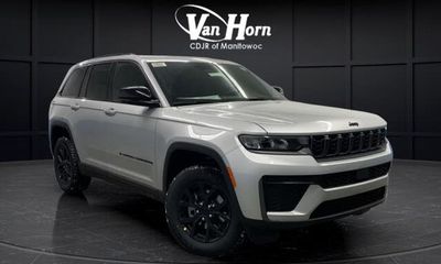 2026 Jeep Grand Cherokee Base Laredo
