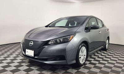 2025 Nissan Leaf S