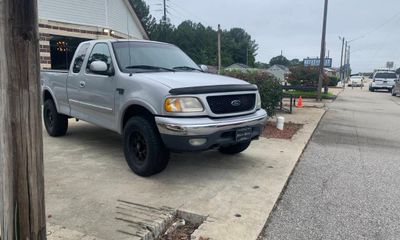 2000 Ford F-150 XLT SuperCab