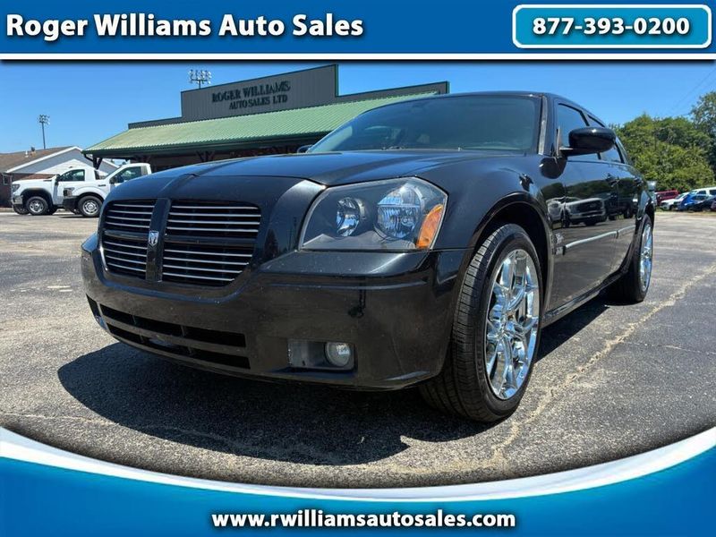 2006 Dodge Magnum — a typically priced live listing