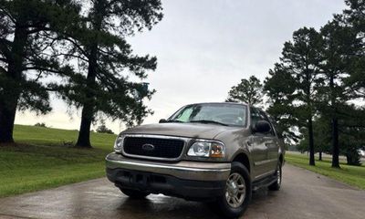 2002 Ford Expedition XLT