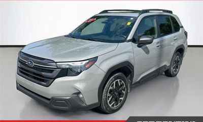 2025 Subaru Forester Premium Base