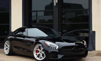 2016 Mercedes-Benz AMG GT S