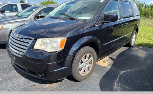 2010 Chrysler Town AND Country RT