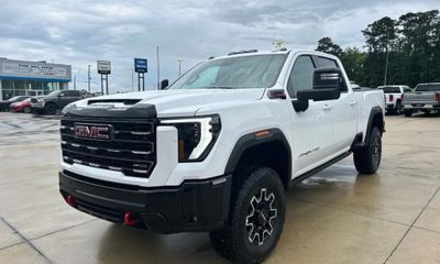2026 GMC Sierra HD AT4X