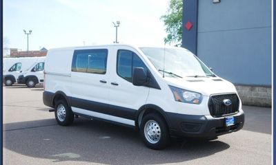 2022 Ford Transit Base