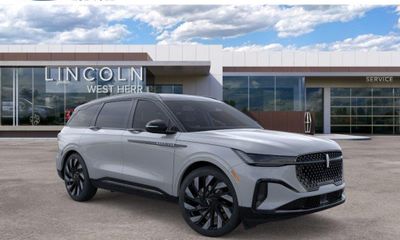 2026 Lincoln Nautilus Reserve