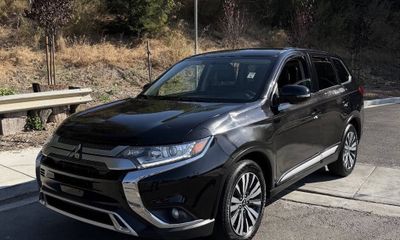 2019 Mitsubishi Outlander SE