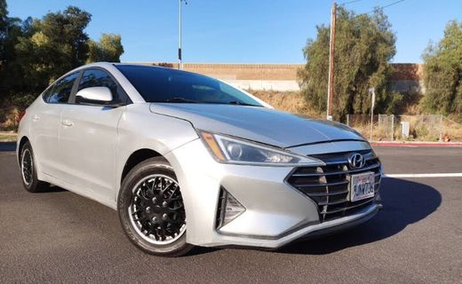 2019 Hyundai Elantra SE