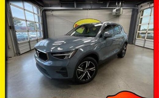 2023 Volvo XC40