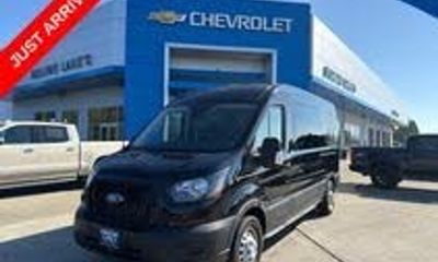 2025 Ford Transit Medium Roof