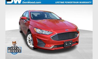 2020 Ford Fusion SE