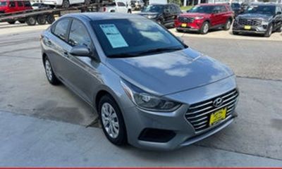 2022 Hyundai Accent SE SEL